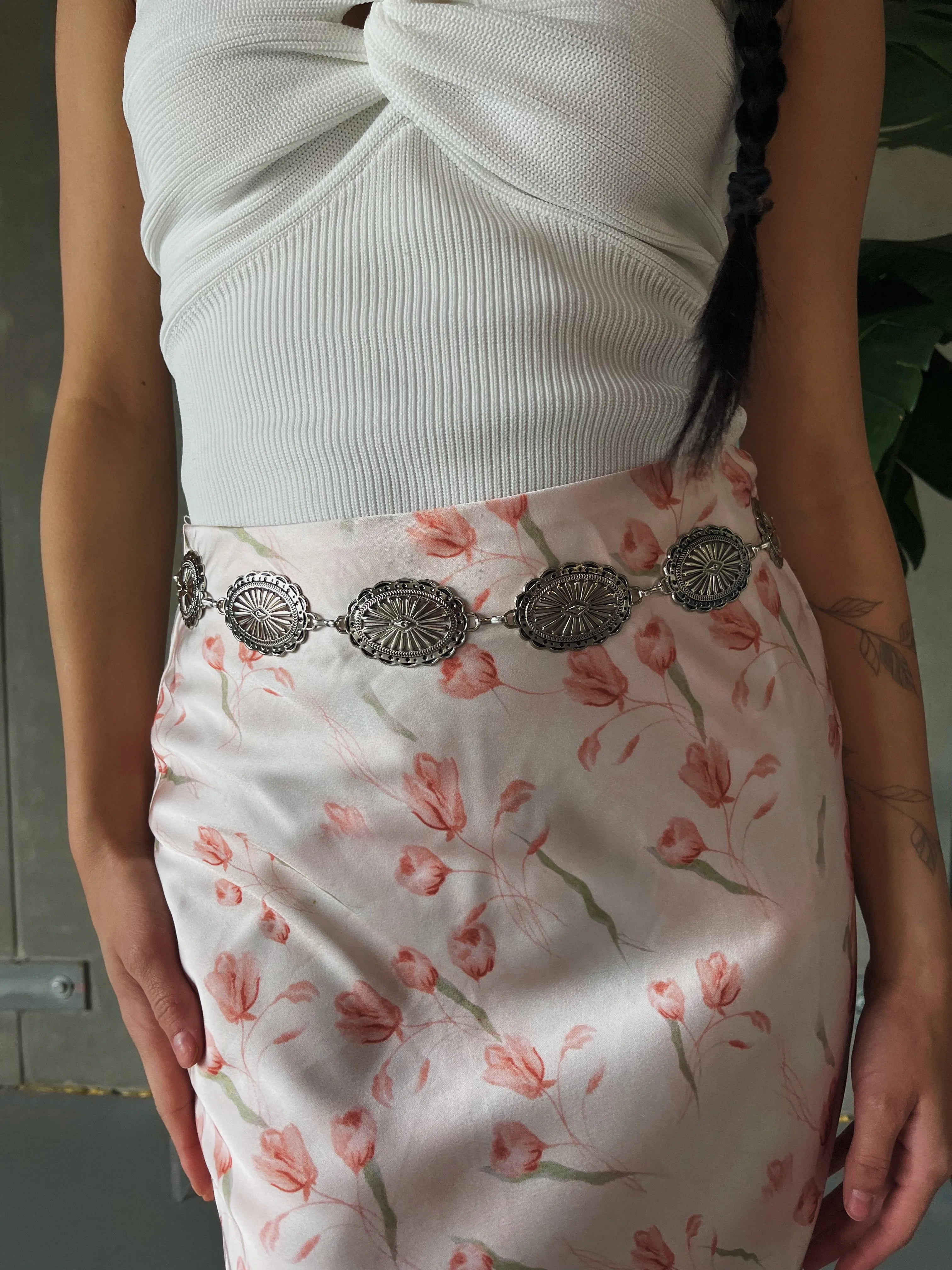 27 South Western Oval Concho Chain Belt