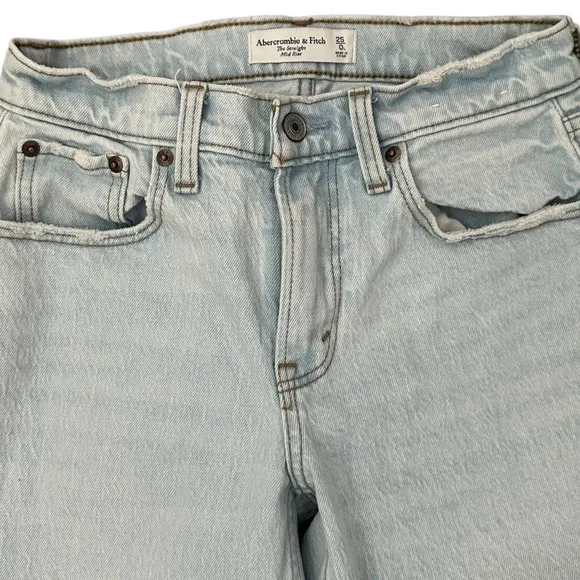 A&amp;F Straight Midrise Denim Jeans (25L)