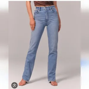 Abercrombie 90s straight Ultra High rise jeans 27