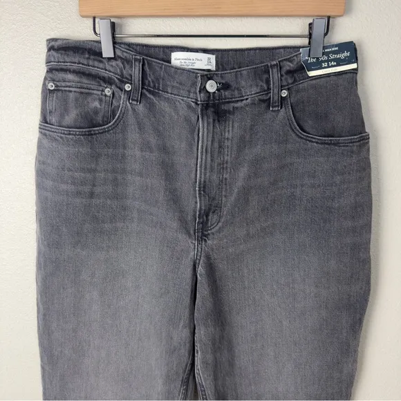 Abercrombie &amp; Fitch NWT Curve Love The 90s Straight High Rise Jeans