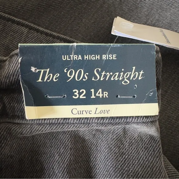 Abercrombie &amp; Fitch NWT Curve Love The 90s Straight High Rise Jeans