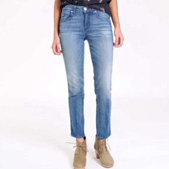 AMO Kate Straight Leg Mid-Rise Denim Jeans in Blue Gem Wash