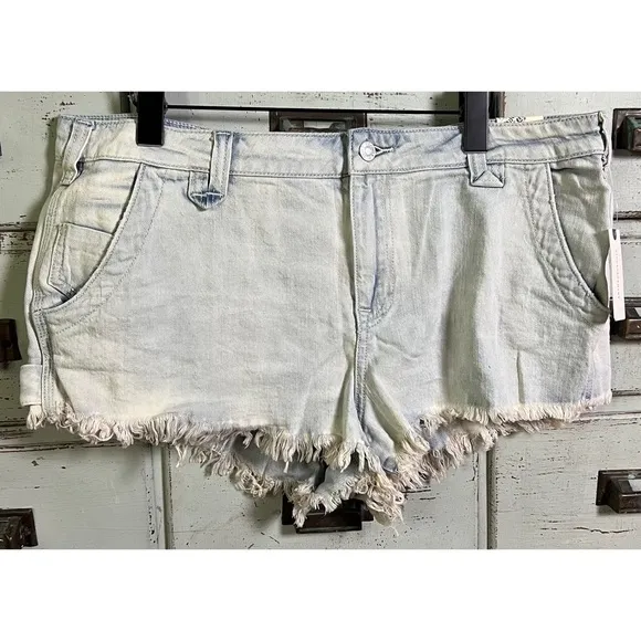 Anthropologie Pilcro Denim Shortie Shorts Size 32