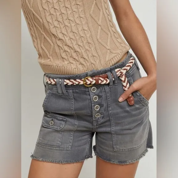 Anthropologie Pilcro The Wander Cargo Distressed Denim Shorts, Sz 28 NWOT