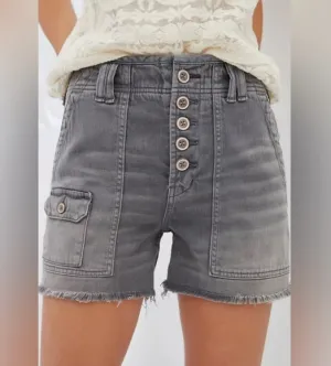 Anthropologie Pilcro The Wander Cargo Distressed Denim Shorts, Sz 28 NWOT
