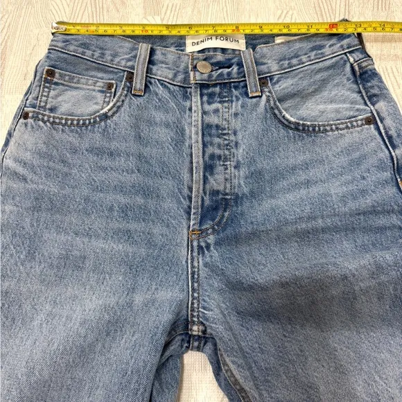 Aritzia Denim Forum Straight Leg Jeans