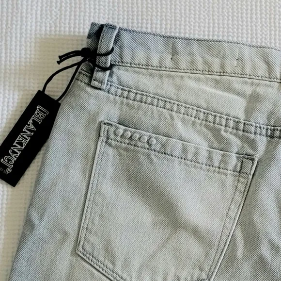 Blank NYC🗽The Fulton Roll Up Denim Shorts