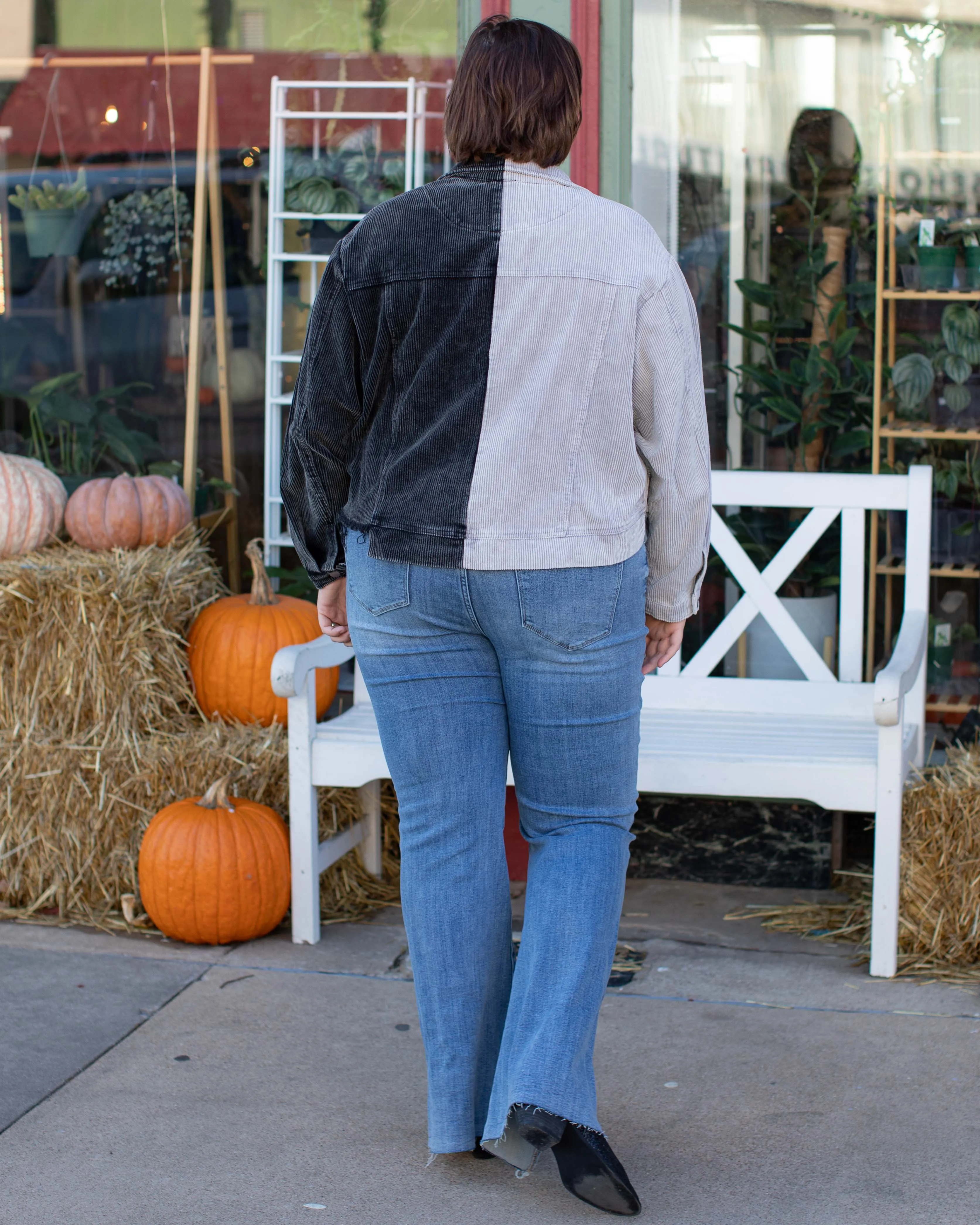 CURVY HR TWISTED HEM FLARE JEAN BY RISEN