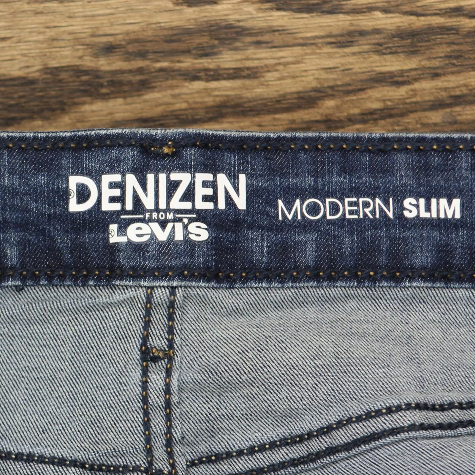DENIZEN from Levi's Women's Mid-Rise Slim Jeans 286990013