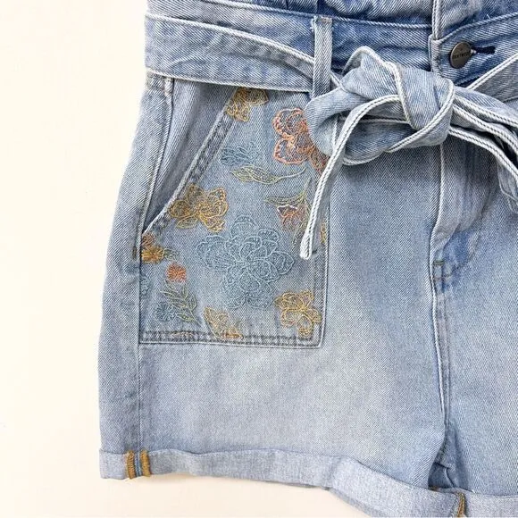 Driftwood Paperbag High Rise embroidered pocket tie waist jean shorts size 30