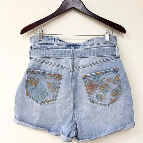 Driftwood Paperbag High Rise embroidered pocket tie waist jean shorts size 30