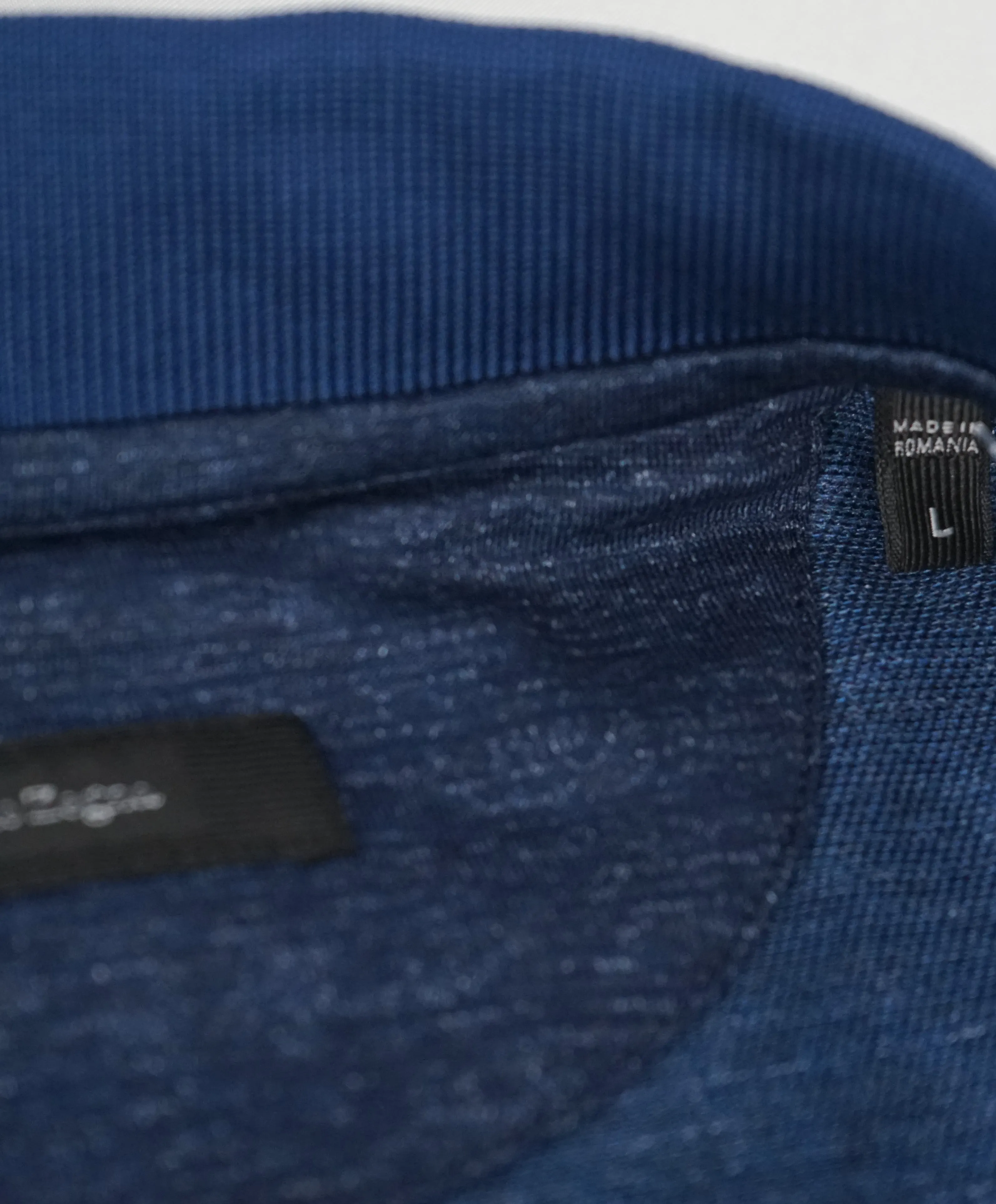 ERMENEGILDO ZEGNA - Blue Tipped Polo Shirt W Engraved Buttons - L
