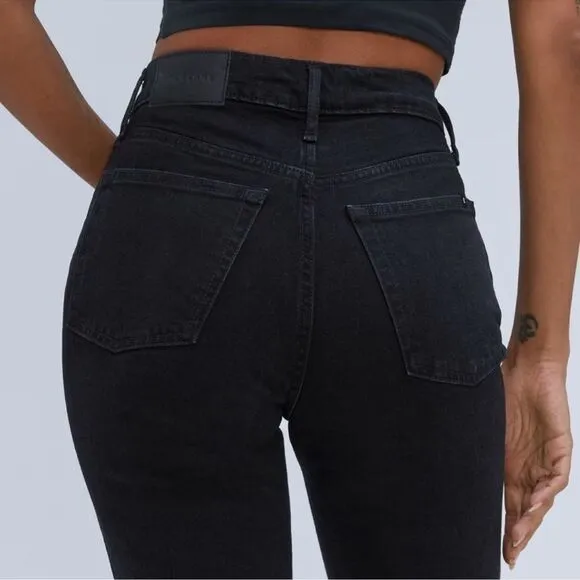 Everlane NWT Original Cheeky Jeans Size 25 Crop in Black