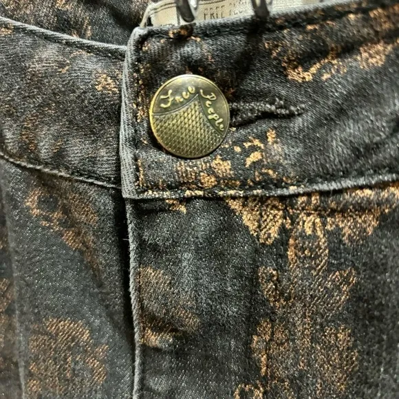 Free People Black Bronze Batik Flare Leg Boot Cut Denim Low Rise Jeans Boho 26