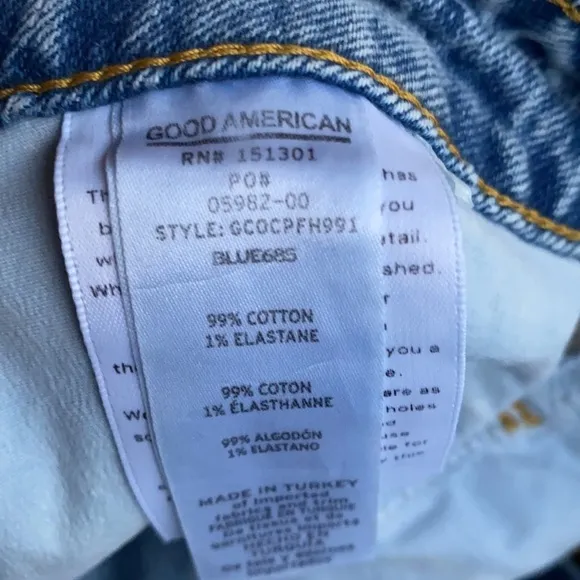 Good American the cut off high waist Denim short