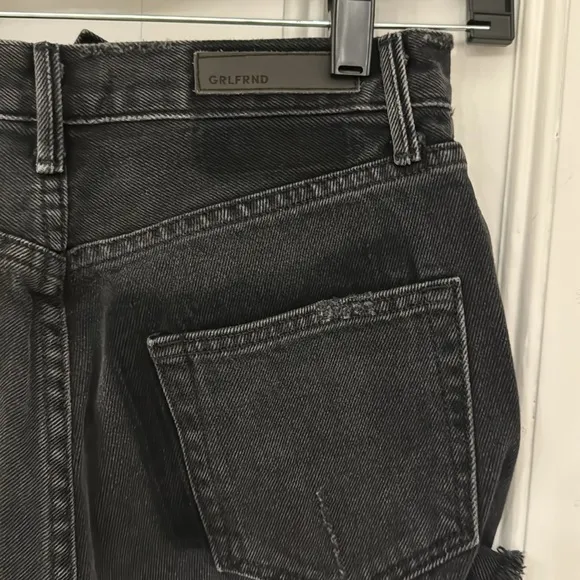 GRLFRND KAROLINA BLACK DENIM SHORTS SZ 24