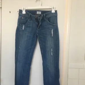 Hudson straight leg jeans
