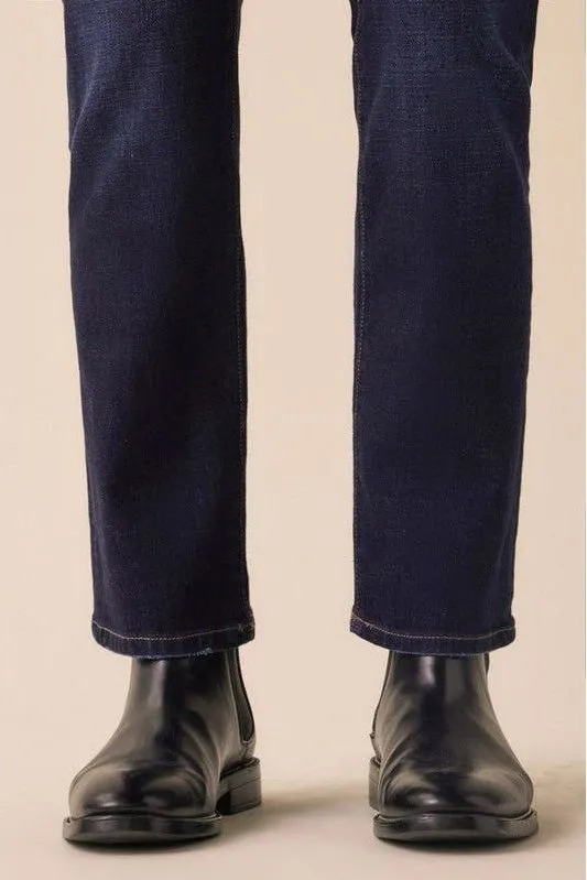 James Slim Straight Jeans