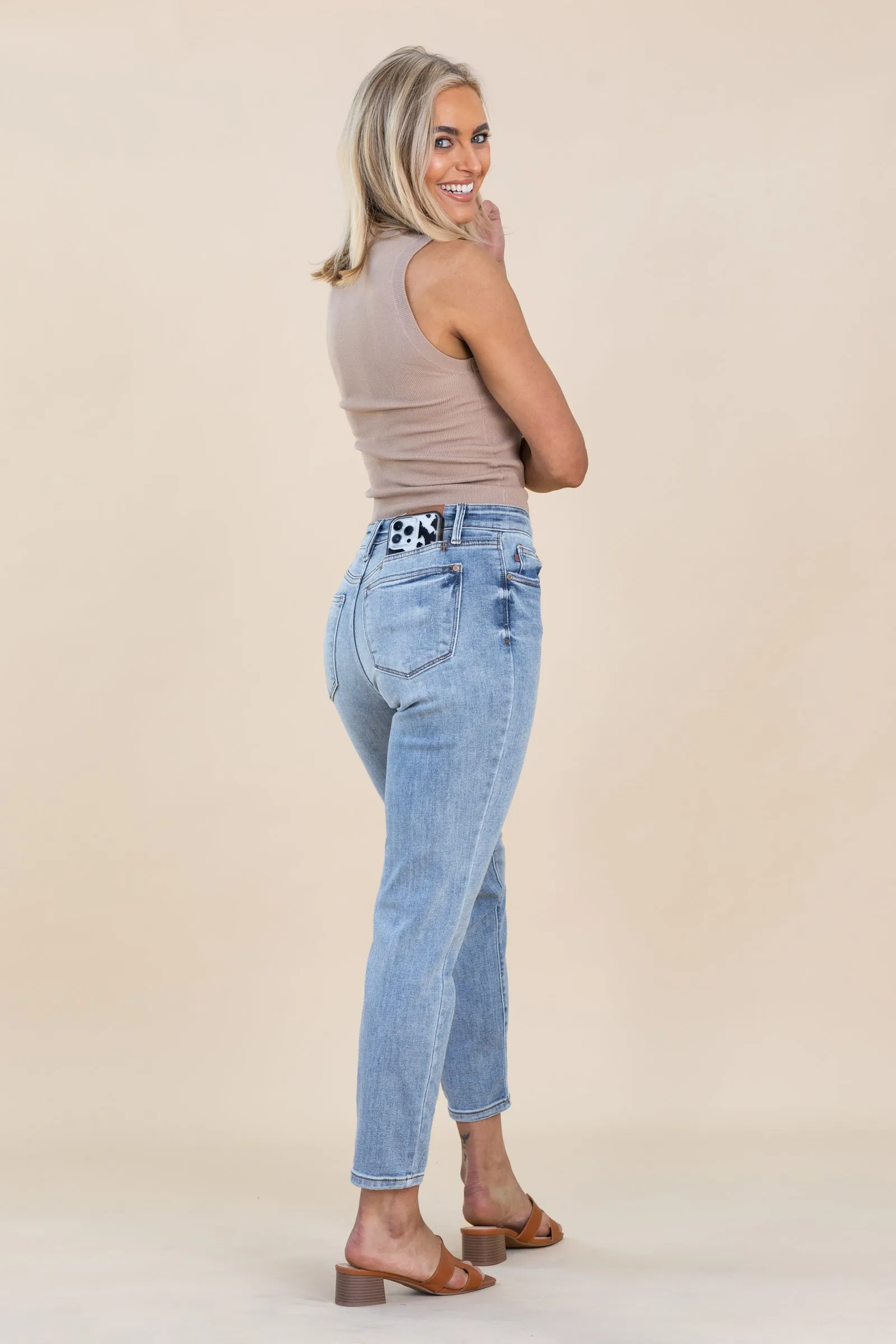 Judy Blue Medium Vintage Wash Slim Fit Jeans