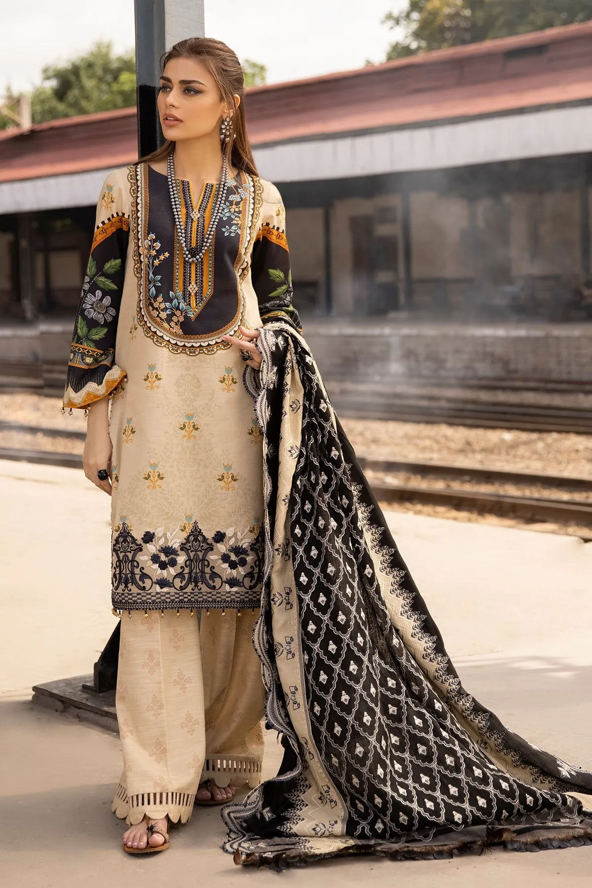 LEHAR | Nureh Maya Winter Khaddar Collection Vol 2 2021 | Unstitched Embroidered Khaddar Suits