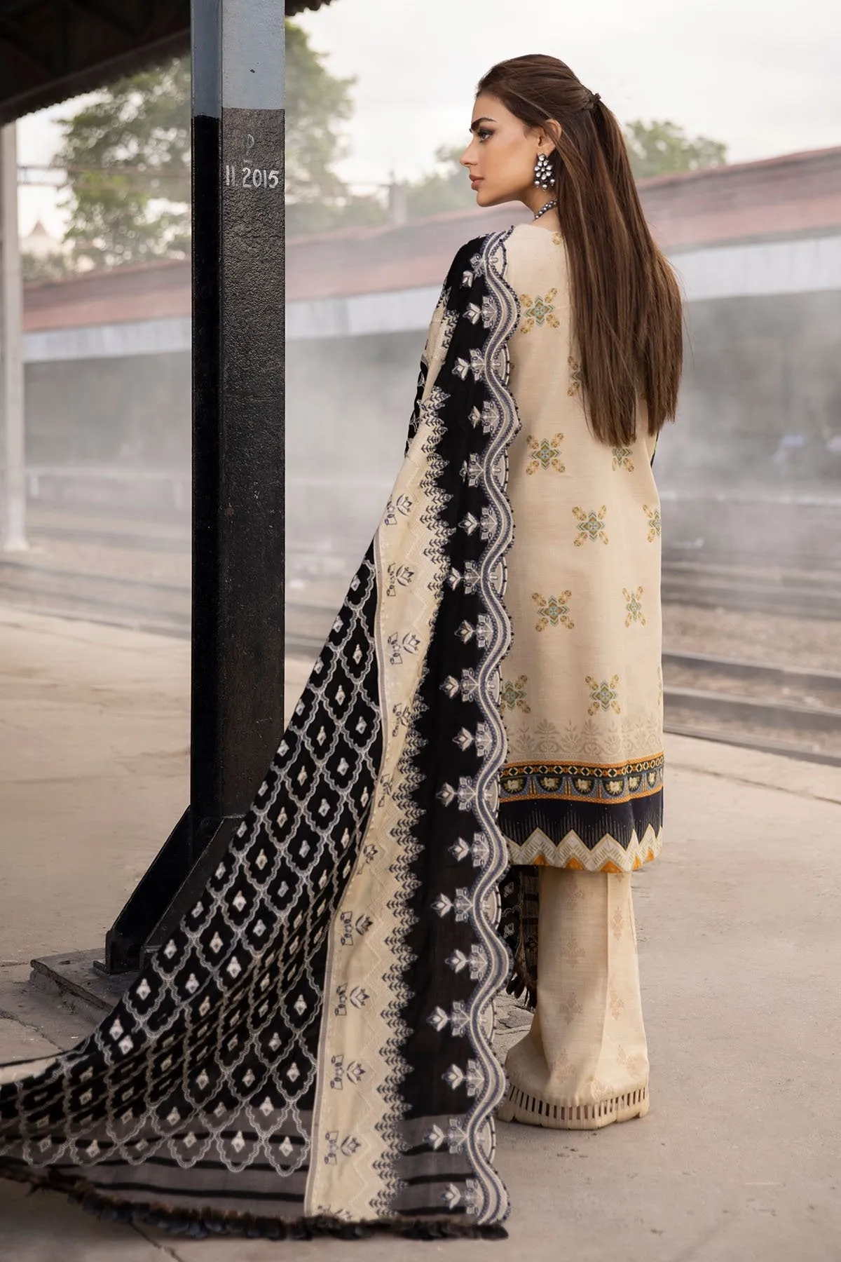 LEHAR | Nureh Maya Winter Khaddar Collection Vol 2 2021 | Unstitched Embroidered Khaddar Suits