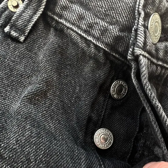 Levi's 501 Short Trashed Black denim cutoff distressed jean shorts 25