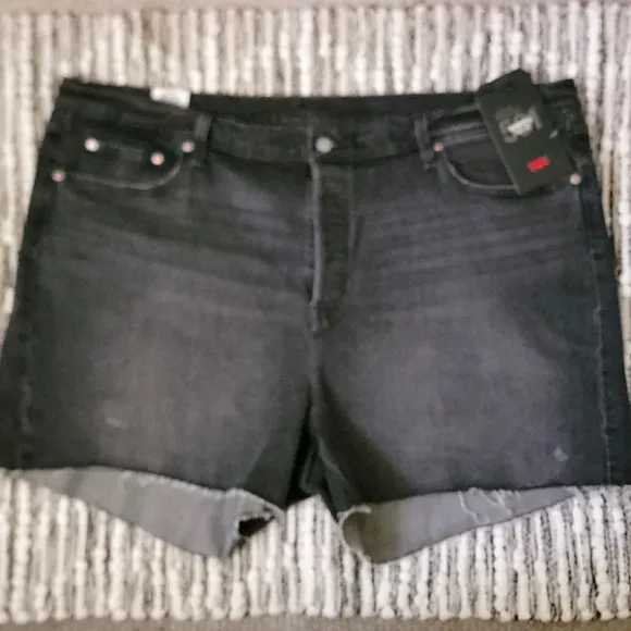 Levi's Premium High Rise Denim Shorts Size 24