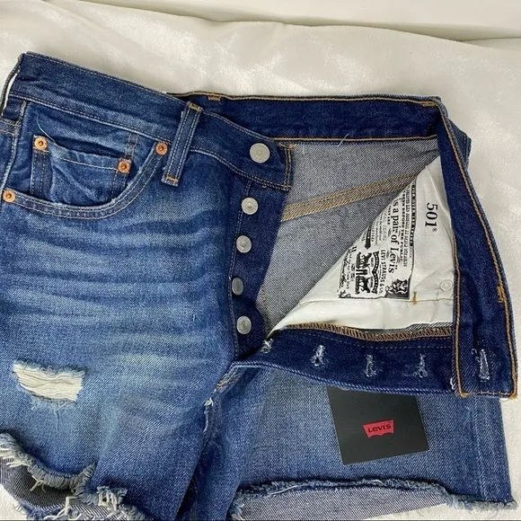 Levi’s Women’s 501 High Rise Denim Jean Shorts 27