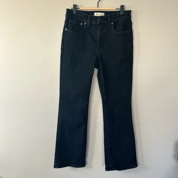 Madewell Mid-Rise Kick Out Jeans Size 28