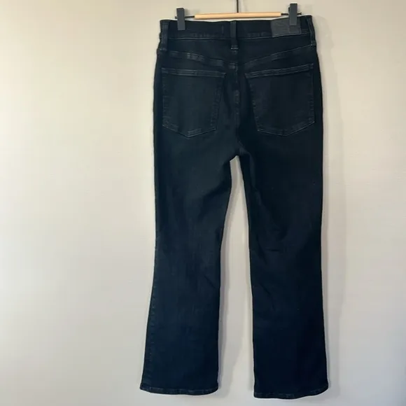 Madewell Mid-Rise Kick Out Jeans Size 28