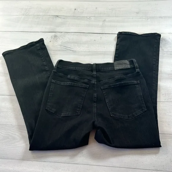 Madewell Mid-Rise Kick Out Jeans Size 28