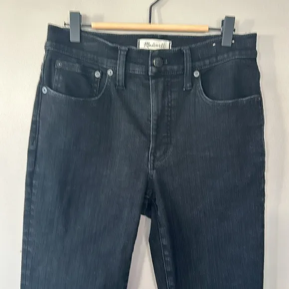 Madewell Mid-Rise Kick Out Jeans Size 28