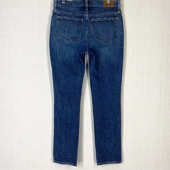Madewell Tomboy Straight Jeans in Chaseley Wash Style #MB499 - Size 25