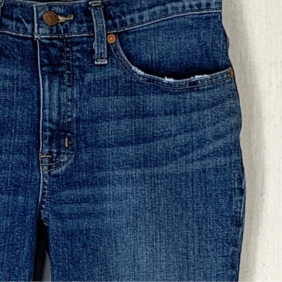 Madewell Tomboy Straight Jeans in Chaseley Wash Style #MB499 - Size 25