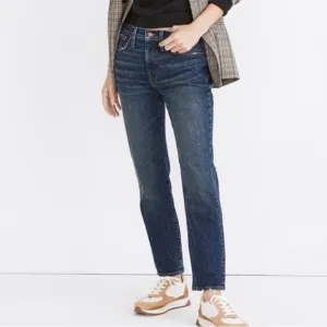 Madewell Tomboy Straight Jeans in Chaseley Wash Style #MB499 - Size 25