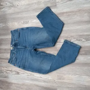 Madewell Women's Petite Curvy Stovepipe Denim Jeans in Leaside Wash Size 30P
