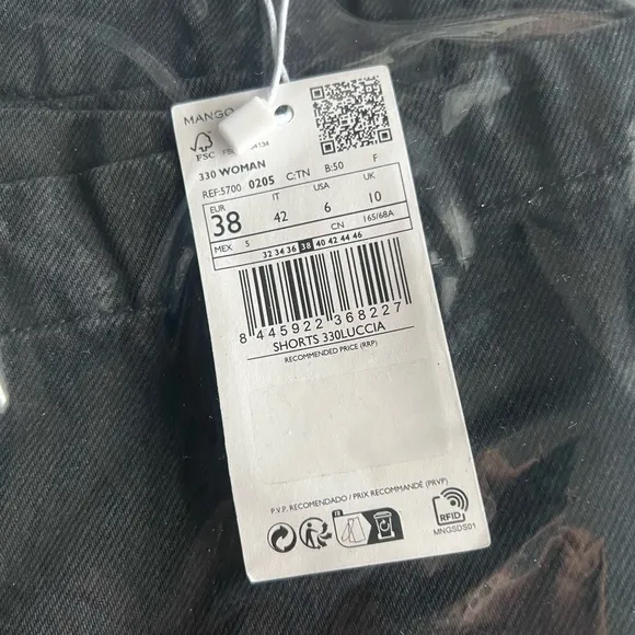 Mango - Ladies Slouchy High Waist Denim Shorts - Black. Size: 6 (US). NWT