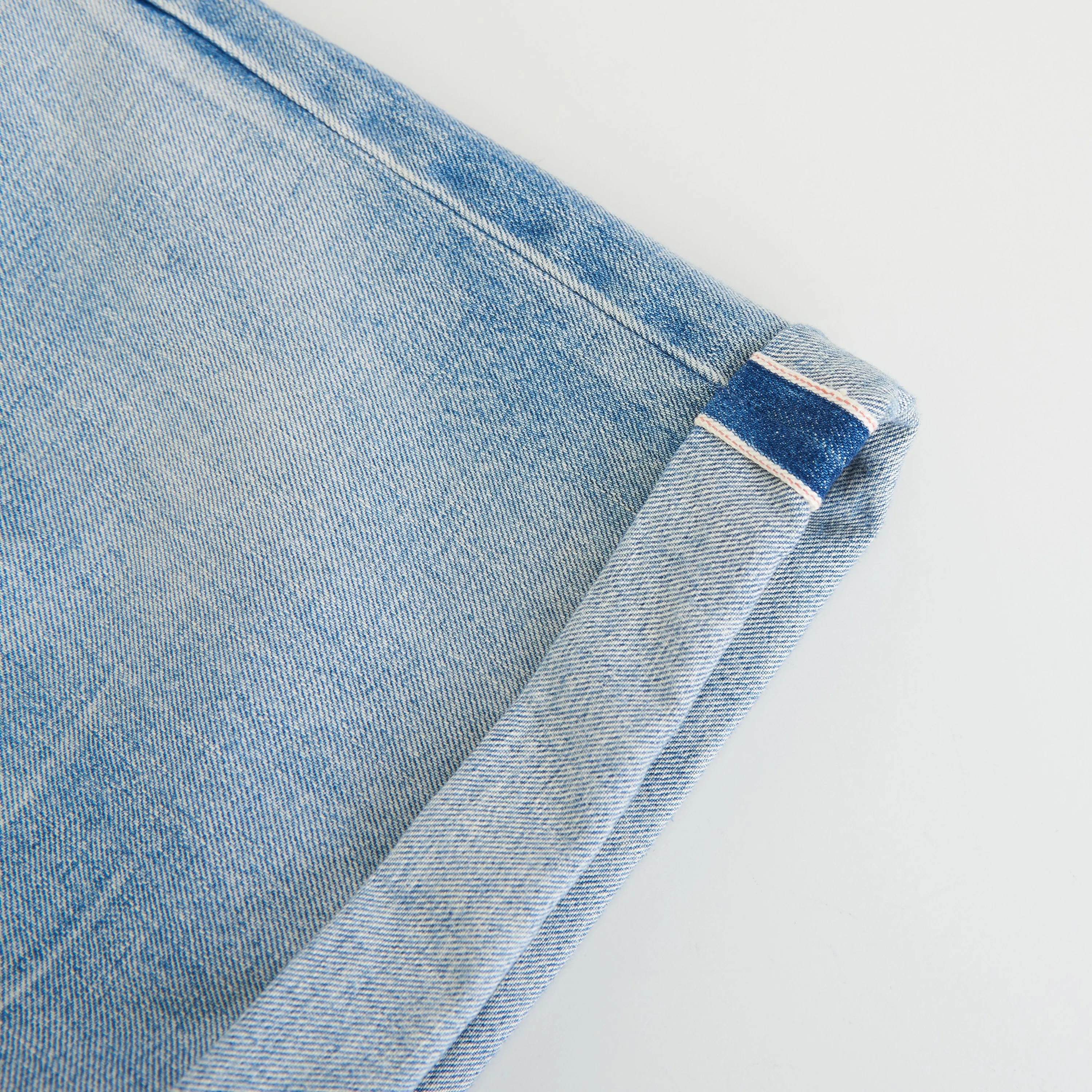 Mid-rise Single-pleated Suzanne Shorts In Rider Wash Blue Cotton