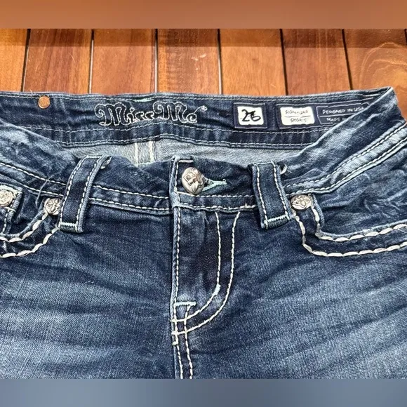 Miss Me Embroidered Accent Denim Signature Shorts  Size 26