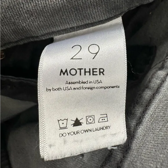 MOTHER The Looker Ankle Fray Last chance Saloon Mother Jeans Mother raw hem 29