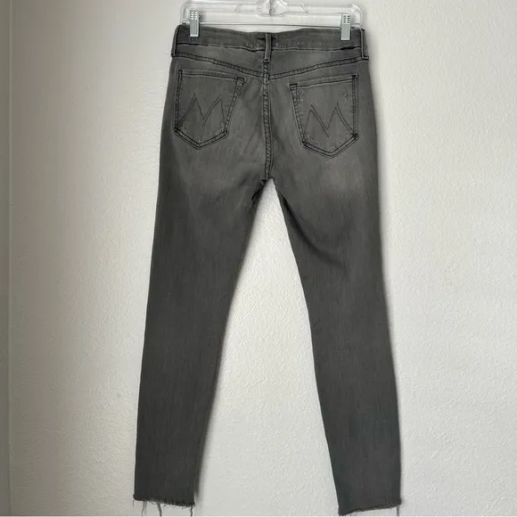 MOTHER The Looker Ankle Fray Last chance Saloon Mother Jeans Mother raw hem 29