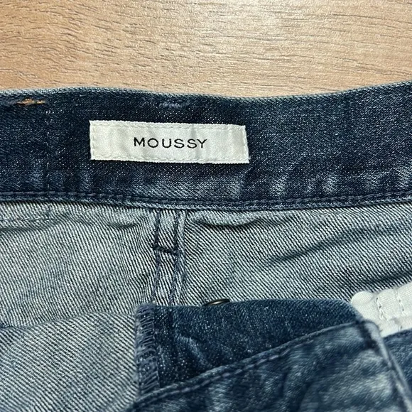 Moussy Women’s Blue Denim Shorts Size 1 Small