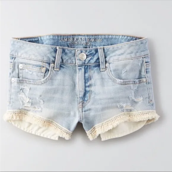 New American Eagle Women’s Denim Shorts - 6 - Crochet Edge
