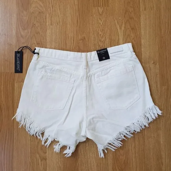 NEW! Blank NYC | Frayed Hem White Denim Shorts - size 29