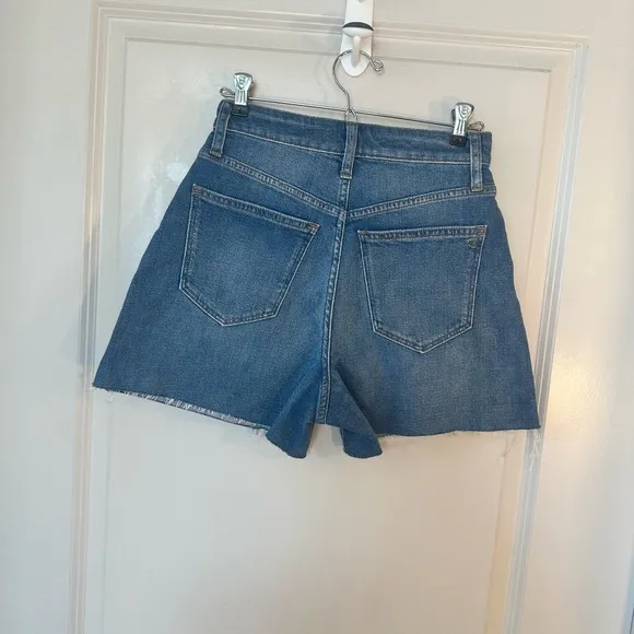 NEW Madewell Curvy High Rise Denim Raw Hem Jean Shorts, Size 25