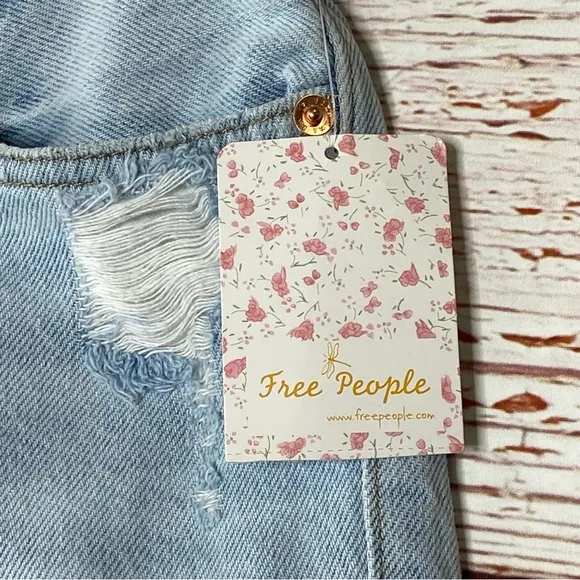NWT Free People We The Free Makai Cut Off Jean Shorts in Playa Paraiso S…
