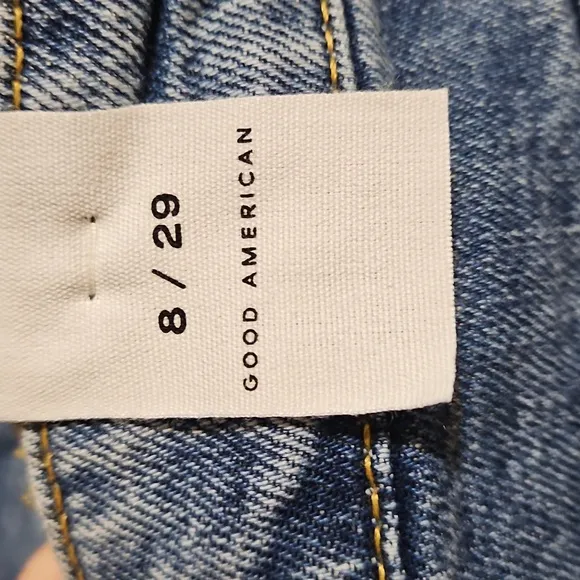 NWT Good American Bombshell Shorts