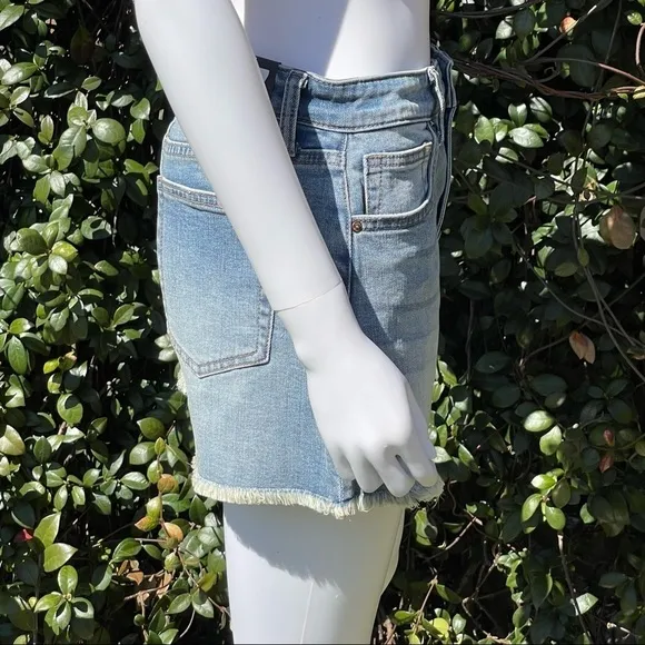 NWT JOE’S High Waist Button Fly Raw Hem Denim Shorts