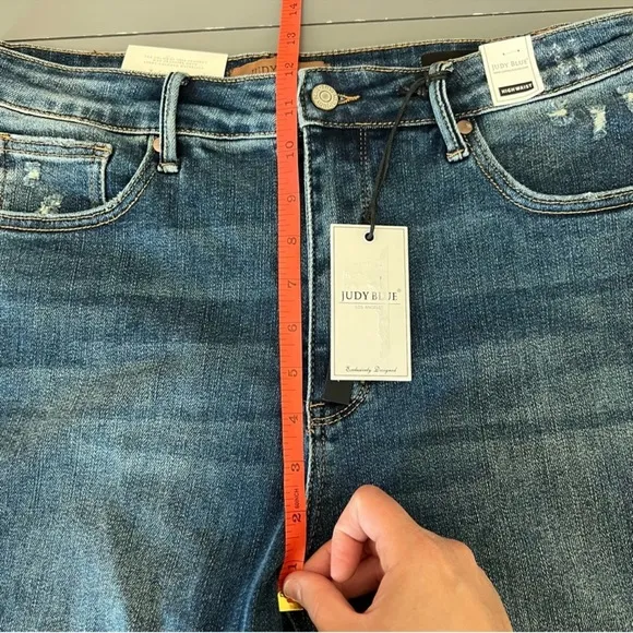 NWT Judy Blue High Rise Tummy Control Slim Fit Jeans