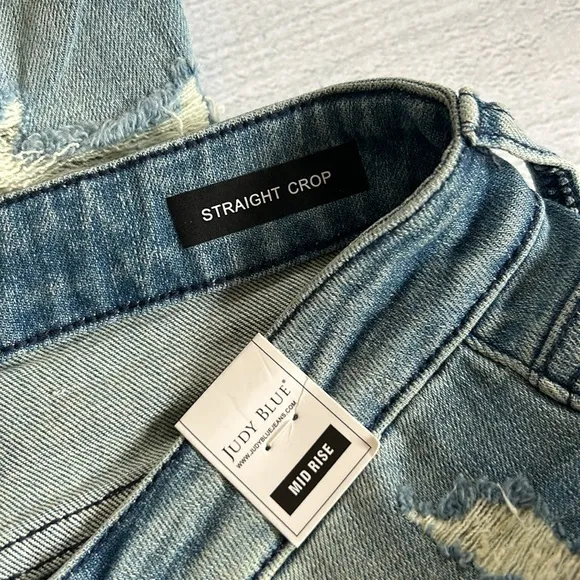 NWT Judy Blue Mid Rise Straight Leg Jean Crop Sz 11/30